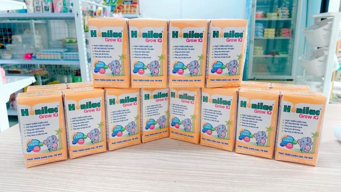 Shop Răng Sún ảnh 1 - Không gian mua sắm hiện đại với những sản phẩm được trưng bày khoa học, tạo cảm hứng cho hành trình chăm sóc bé yêu
