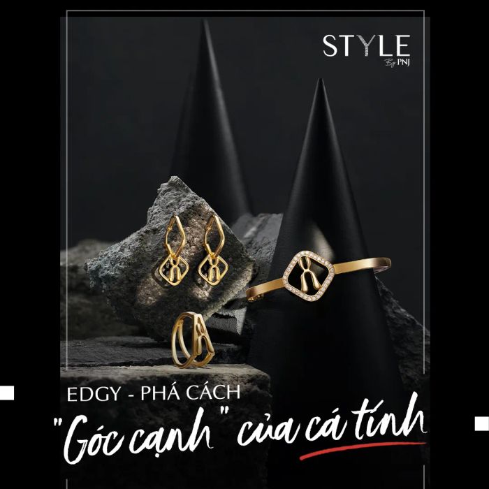 Hình ảnh PNJ Pleiku - Bộ sưu tập trang sức tinh xảo