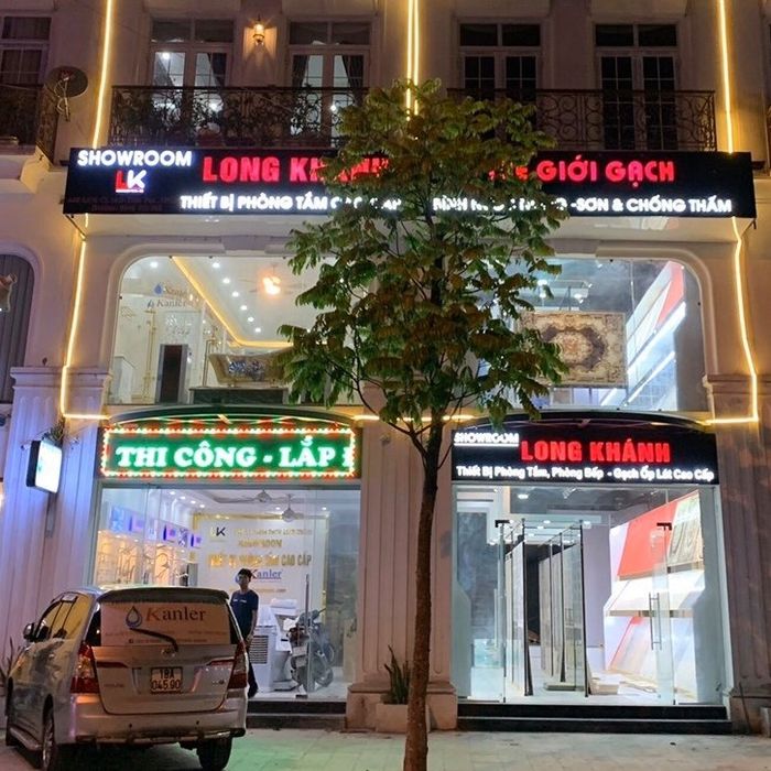 Không gian trưng bày sang trọng tại Showroom Long Khánh (Ảnh 1)