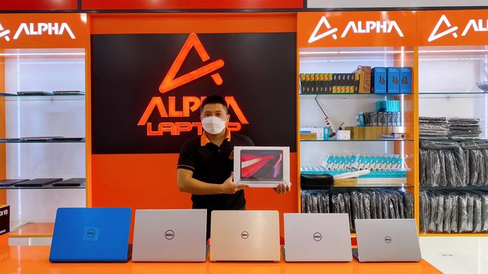 Hình ảnh không gian trưng bày tại Laptop Alpha