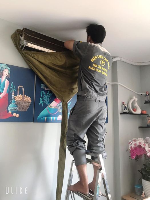 Hình ảnh quy trình vệ sinh máy lạnh chuẩn tại Điện Lạnh Tâm Phúc