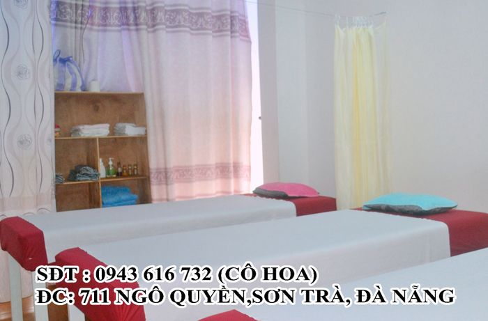 Không gian trị liệu đậm chất truyền thống tại Xoa Bóp Bấm Huyệt 711