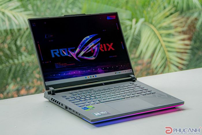 Không gian trải nghiệm công nghệ tại Phúc Anh