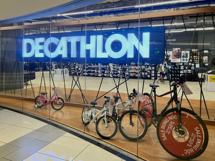 Bộ sưu tập dụng cụ thể thao đa dạng tại Decathlon