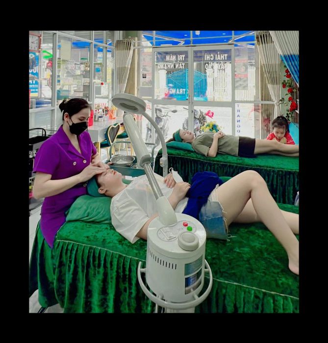 Không gian trị liệu cao cấp tại Hồng Ngát Beauty Spa