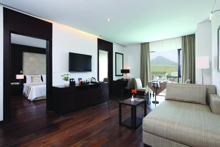 Không gian sang trọng đậm chất Pháp tại CenDeluxe