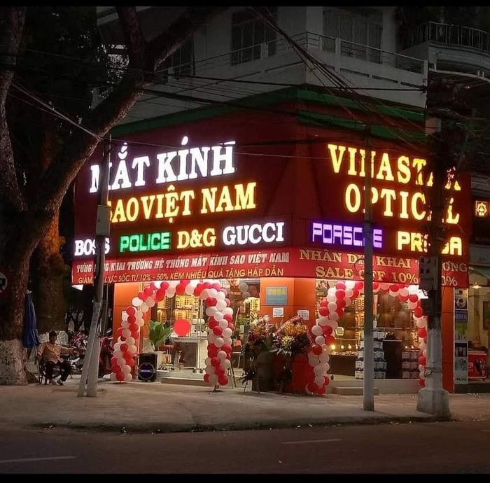 Mắt kính Sao Việt Nam - Nha Trang