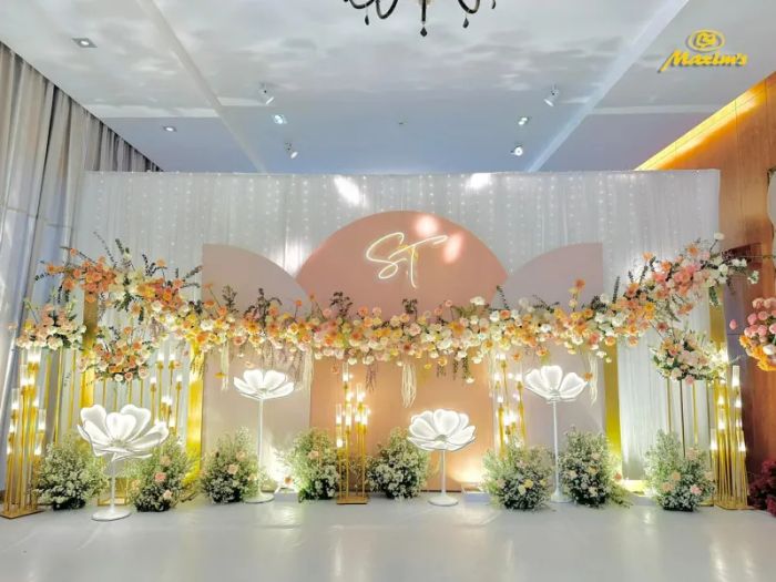 Không Gian Tiệc Cưới Lộng Lẫy Tại Maxim's - Ảnh 1