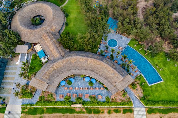 Kiến trúc Địa Trung Hải độc đáo tại Stelia Beach Resort
