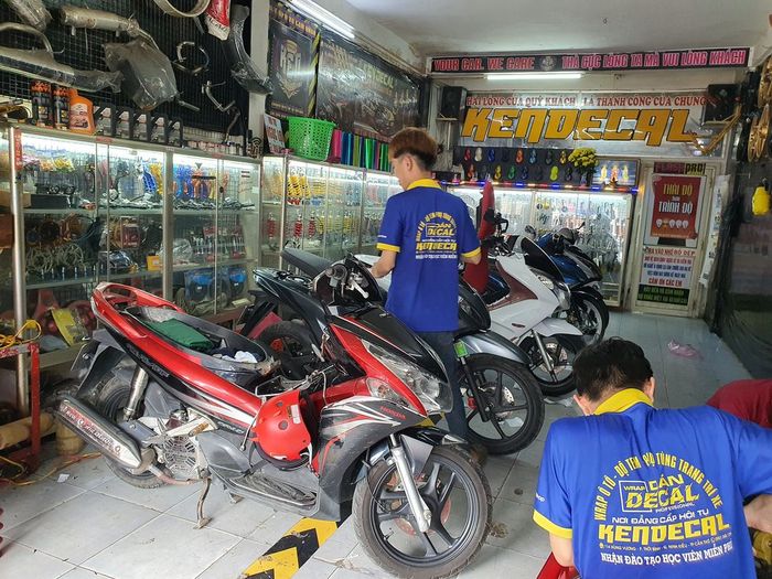 Ken Decal ảnh 1