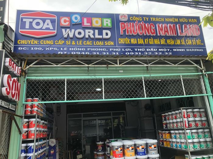 Không gian trưng bày sản phẩm tại Đại Lý Sơn Phương Nam Bình Dương