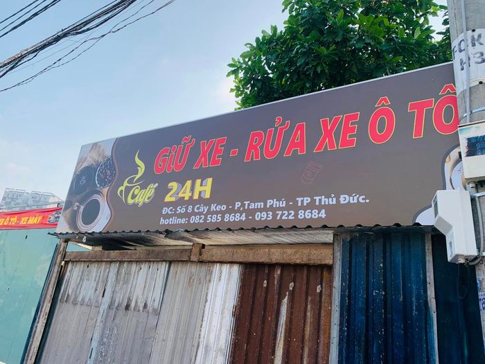 Bãi đỗ xe & Rửa xe ô tô 24h ảnh 1