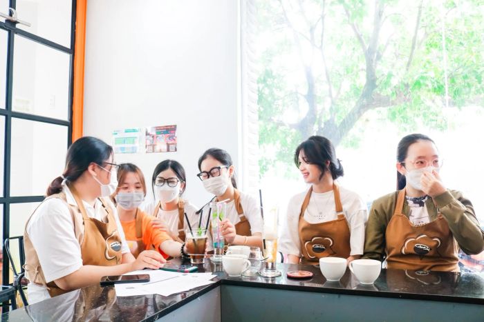Hình ảnh Hướng nghiệp Á Âu 3