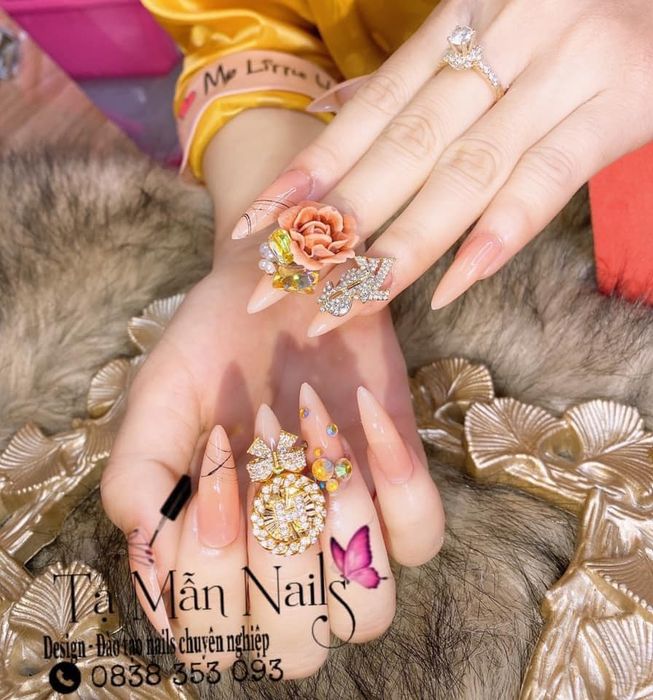 Không gian học tập hiện đại tại Tạ Mẫn Nail