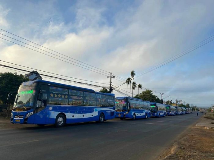 Khoang lái hiện đại và an toàn của Nhà Xe Hải Luân