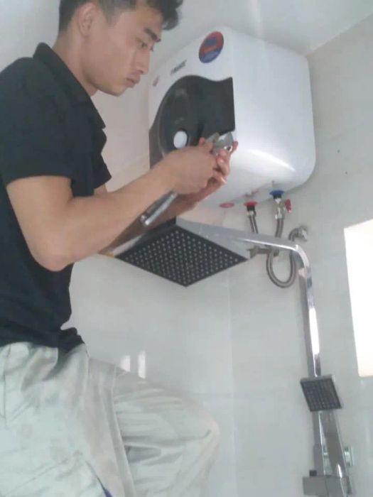 Hình ảnh thiết bị hiện đại tại Điện lạnh Thành Công