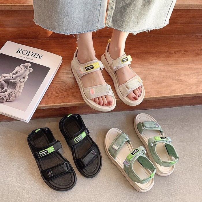 Women's Shoes - Hình ảnh sản phẩm nổi bật