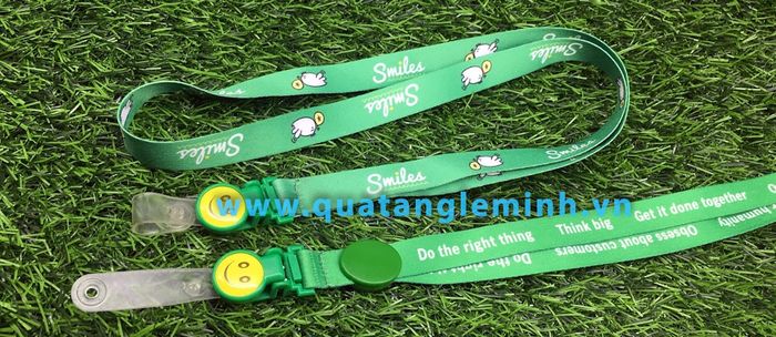 Mẫu mã dây đeo thẻ cao cấp từ Lê Minh