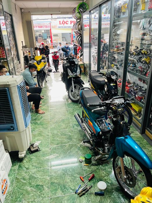 Những mẫu thiết kế độc đáo tại Giang Decal Shop - Ảnh 2