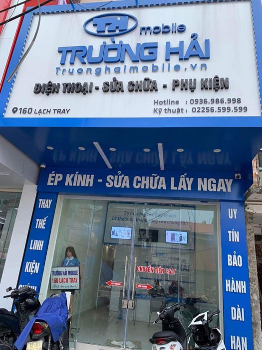 Quy trình ép kính iPhone chuyên nghiệp tại Trường Hải Mobile