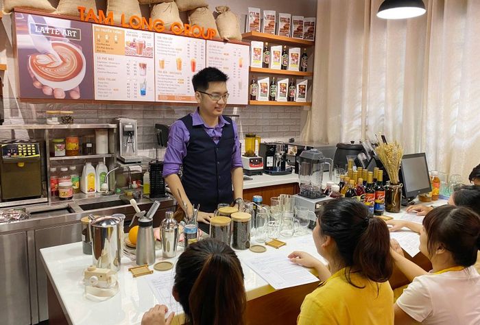 Hình ảnh thực hành tại Tam Long Group