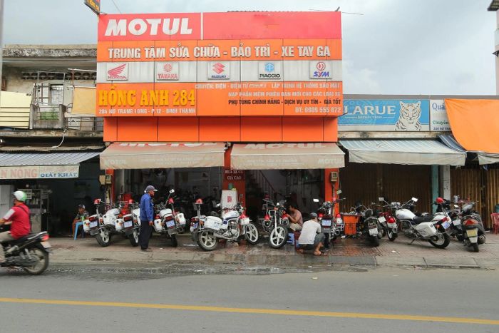 Hồng Anh 284 - Hình ảnh xưởng sửa chữa khang trang với đầy đủ trang thiết bị hiện đại (Ảnh 1)