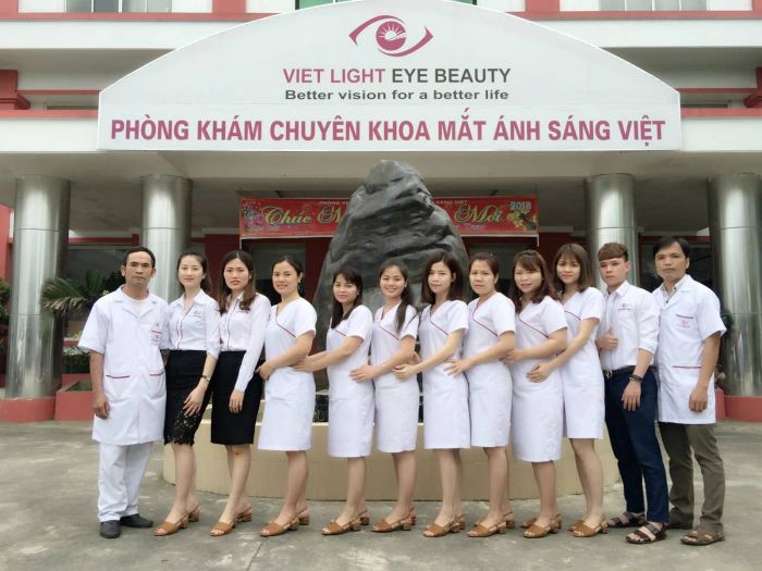 Hệ thống máy móc công nghệ cao tại Phòng Khám Mắt Ánh Sáng Việt
