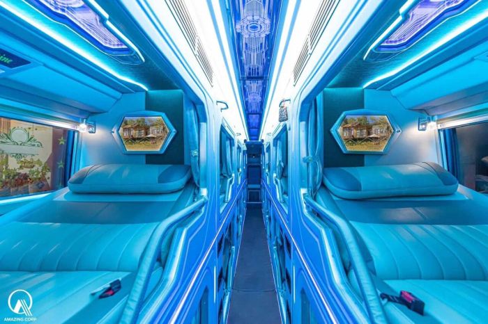 Khoang lái và không gian nghỉ ngơi trên xe Long Vân Limousine