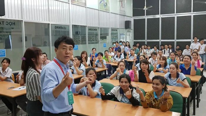 Hoạt động ngoại khóa sôi nổi tại Trung Tâm Ngoại Ngữ Kim Chi