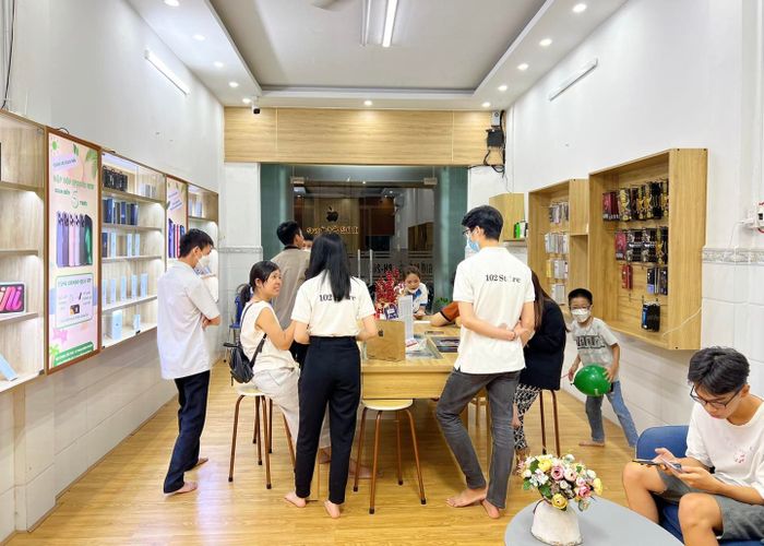 102 Store hình ảnh 3