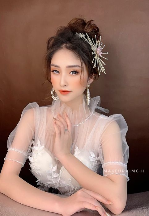 Hình ảnh học viên thực hành tại Kim Chi Makeup (Quân Chi Wedding Studio)