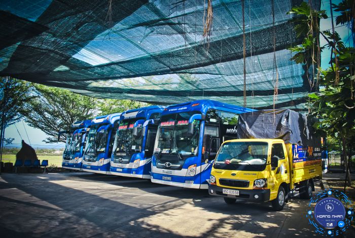 Nội thất tiện nghi - Hoàng Nhân Transport