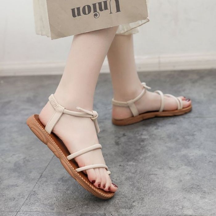 Sandal thời thượng từ Tiệm của Xoài