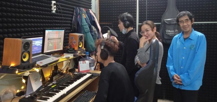 Hình ảnh phòng thu Ronboogz Studio