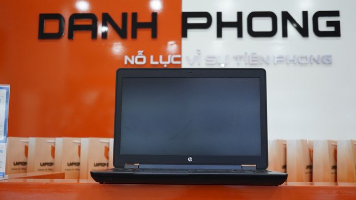 Hình ảnh Laptop Danh Phong - Phiên bản 1 chụp thực tế
