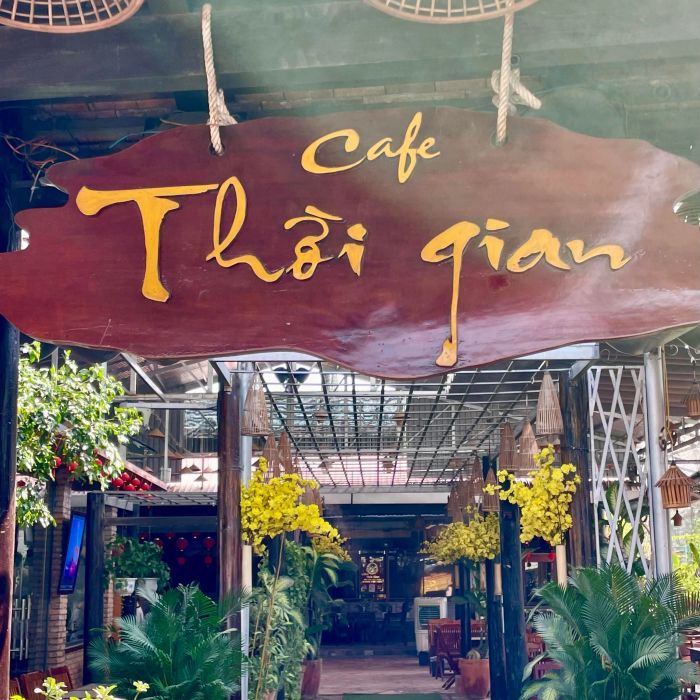 Không gian ấm cúng đậm chất hoài niệm tại Thời Gian Cafe
