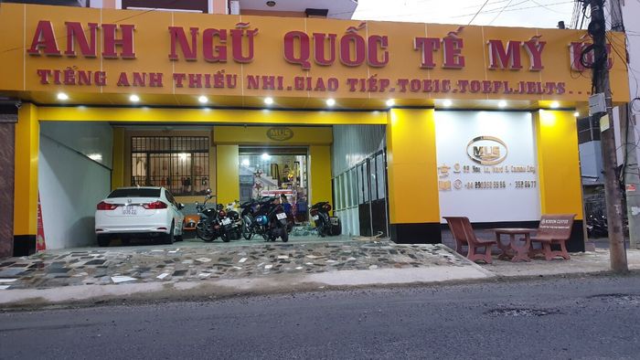 Hình ảnh lớp học hiện đại tại Anh ngữ Quốc Tế Mỹ Úc