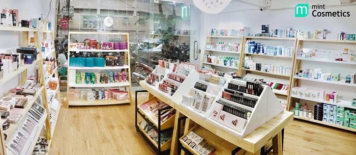 Không gian mua sắm tinh tế tại Mint Cosmetics