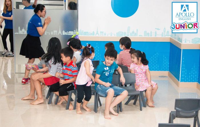 Apollo English Junior hình ảnh 2