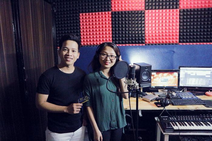 Góc làm việc chuyên nghiệp với hệ thống thiết bị hiện đại tại Ken 24 Studio