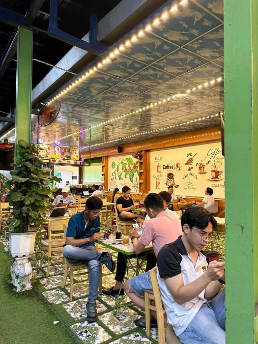 Không gian hiện đại đa sắc màu tại Hoàng Phát Pro