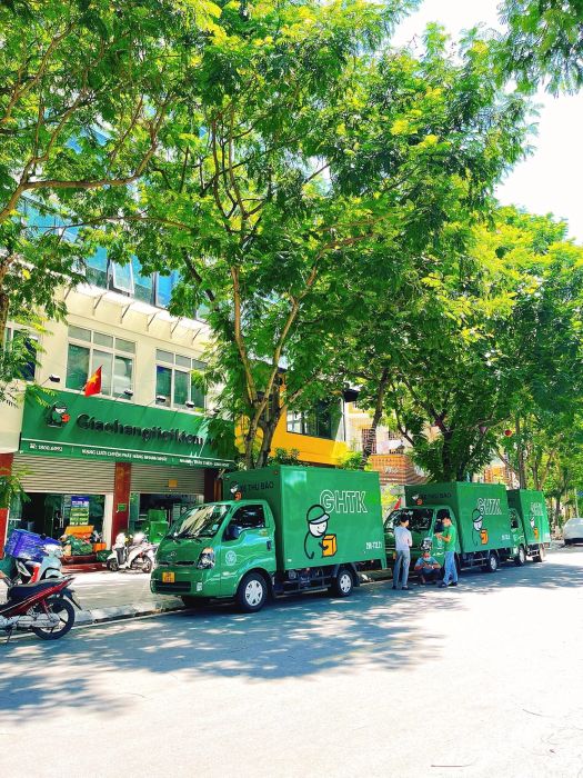Hình ảnh hệ thống kho bãi tự động hóa của Giaohangtietkiem - Ảnh 3 thể hiện công nghệ logistics 4.0
