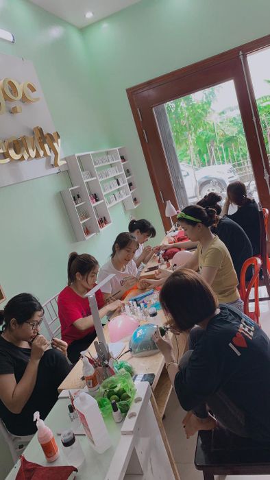 Không gian học tập hiện đại tại Ngọc Beauty Nail