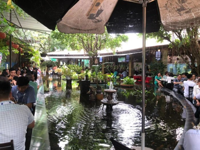 Góc check-in đầy nghệ thuật tại Thủy Mộc Cafe