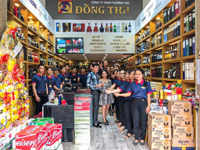 Không gian trưng bày ấn tượng tại ĐÔNG THU - 126 Trần Phú (Ảnh 2)