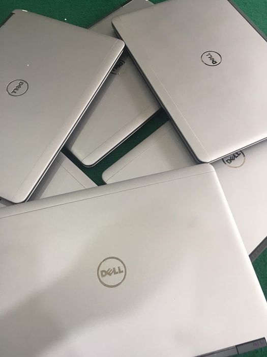 Không gian mua sắm tại Siêu thị số 4G - Laptop4G