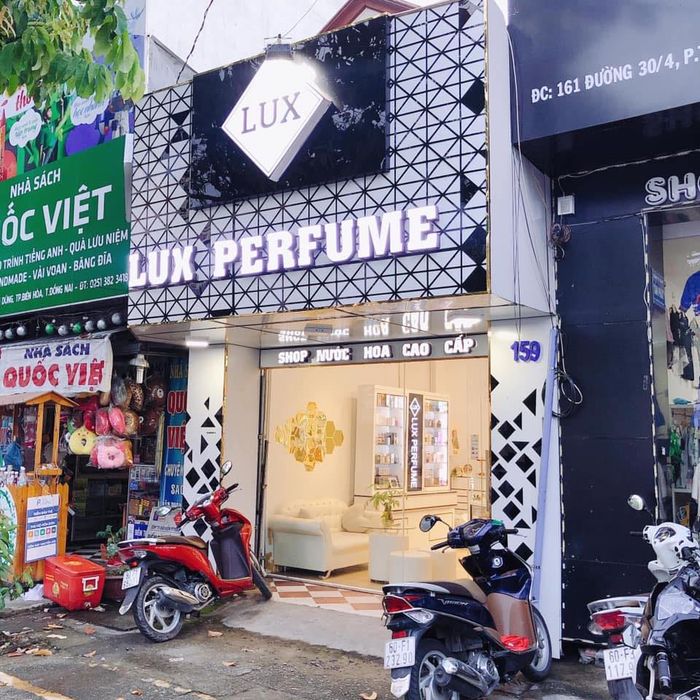 Hình ảnh LUX Perfume Authentic 2