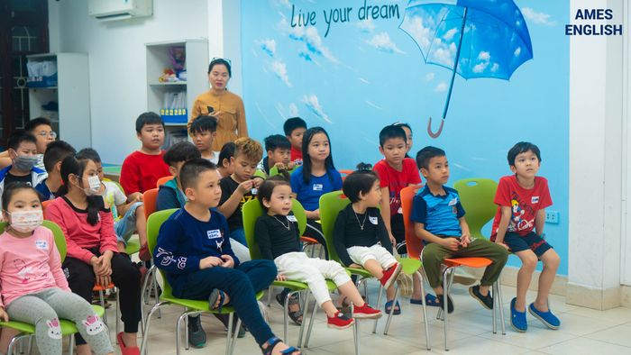 AMES ENGLISH - Hình ảnh 1