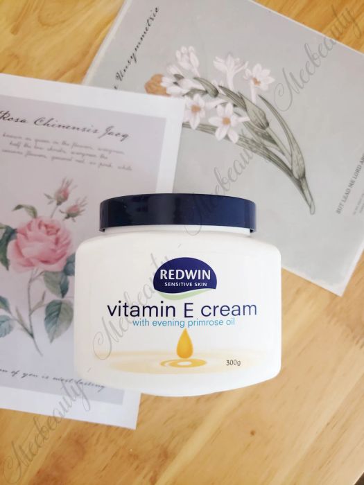 Hình ảnh bộ sưu tập mỹ phẩm đa dạng tại Meebeauty