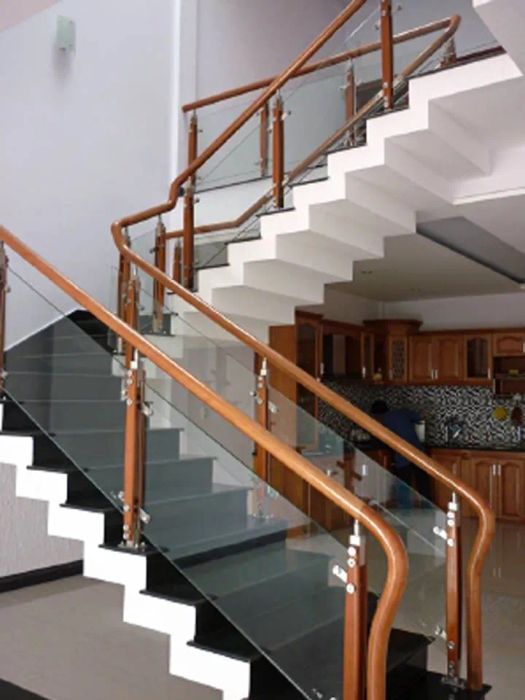 Cầu Thang Đà Nẵng - Xuân Tiến Đạt hình ảnh 1